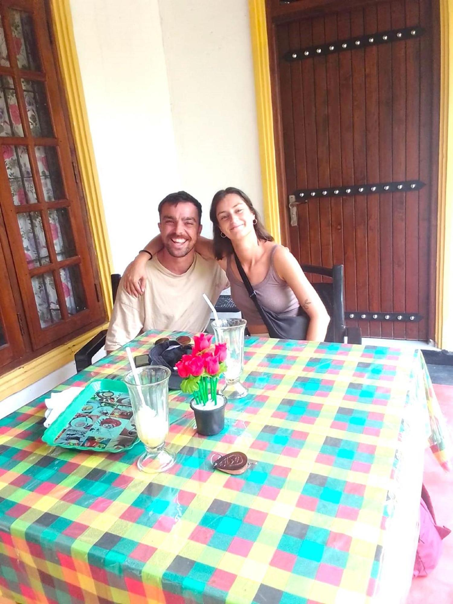 סיגירייה Sanu Home Stay מראה חיצוני תמונה